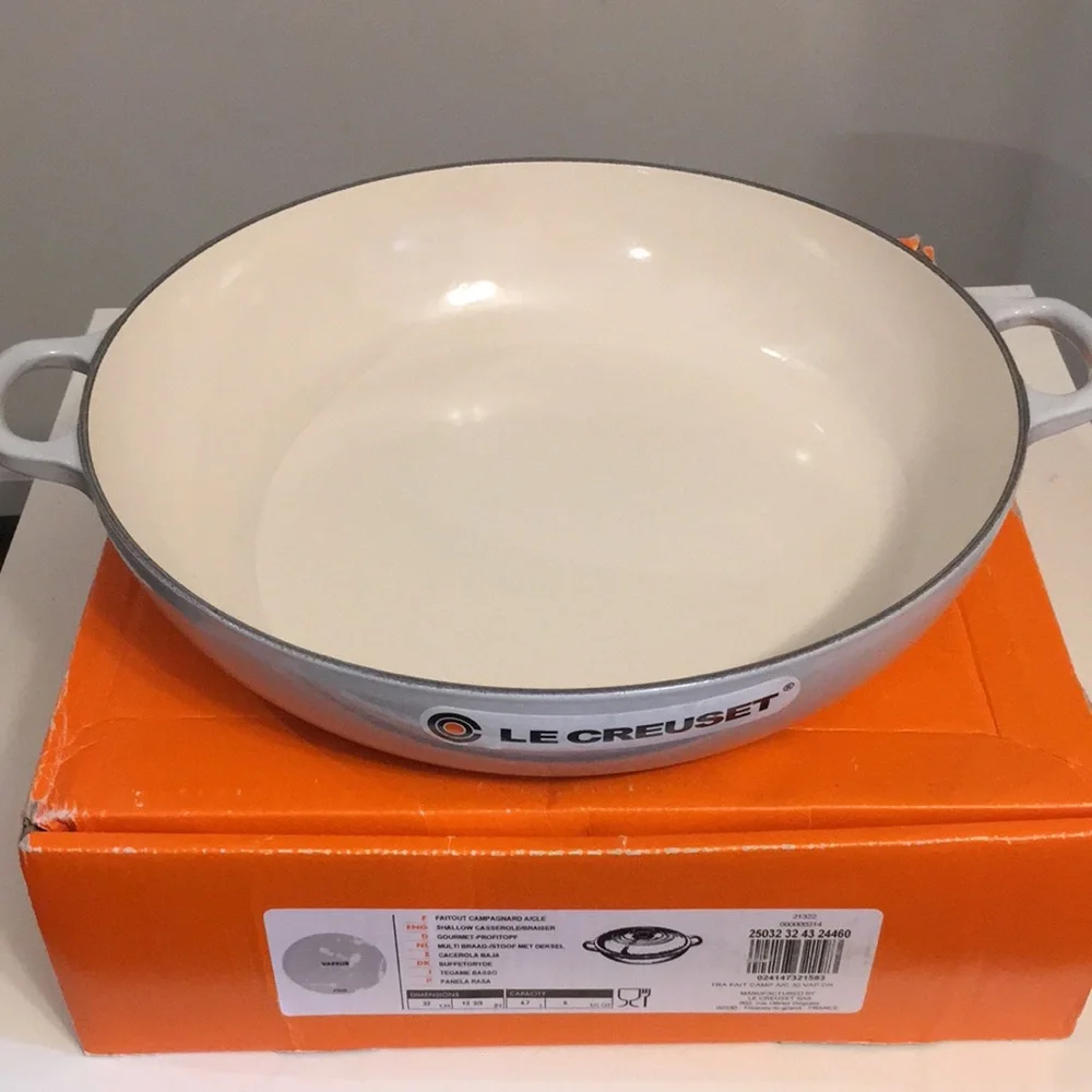 Le Creuset brand new